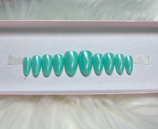 TIFFANY'S PEARLS
