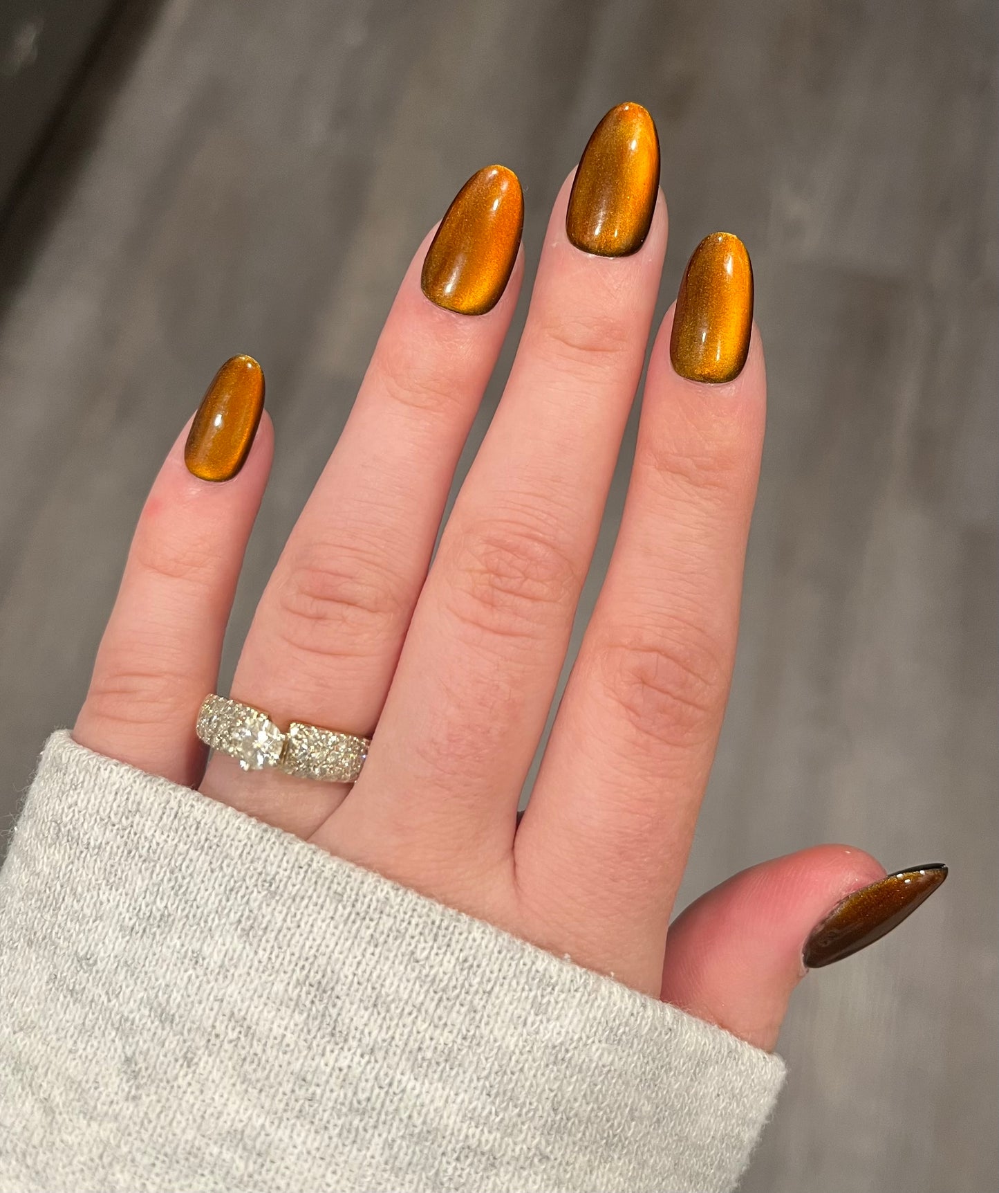 AMBER GLASS