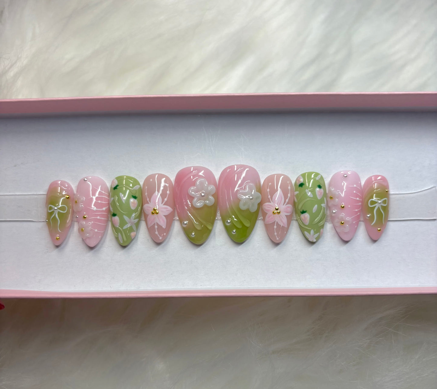 STRAWBERRY MATCHA