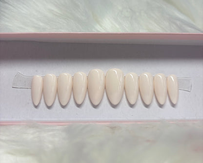LACE CREAM