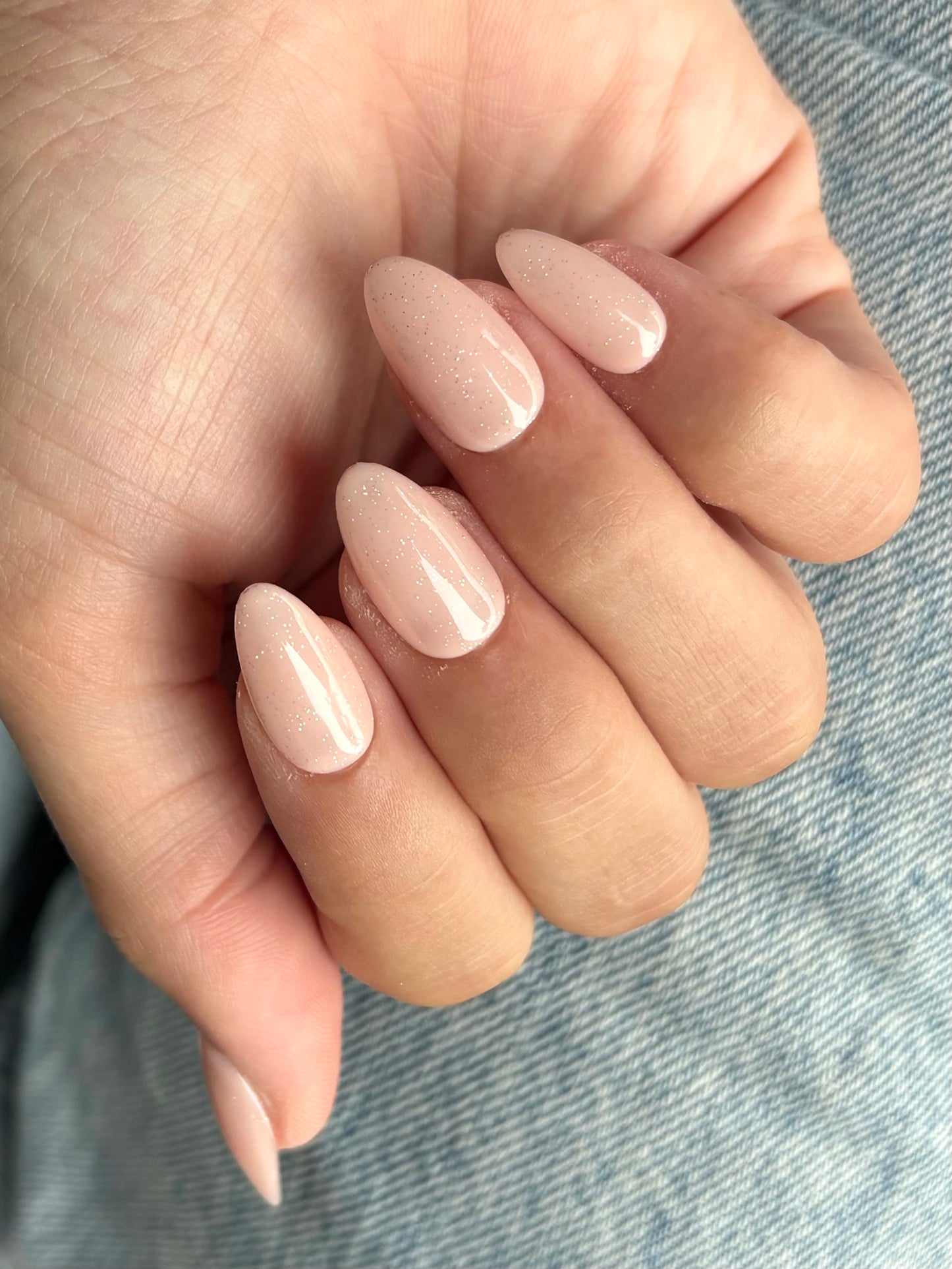 CHAMPAGNE DREAMS